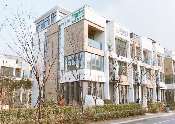 濰坊博遠(yuǎn)電氣有限公司,濰坊博遠(yuǎn)電氣，施耐德低壓全系列產(chǎn)品，施耐德HVX真空斷路器，施耐德寶光高壓真空